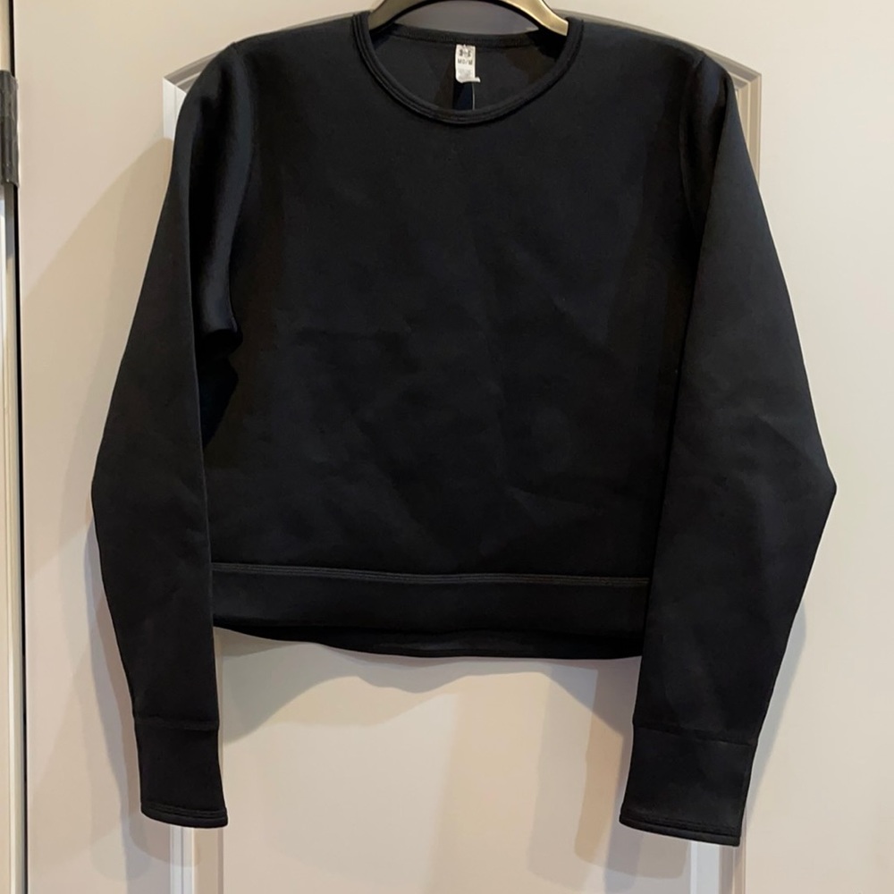 Under Armour  loose crop top